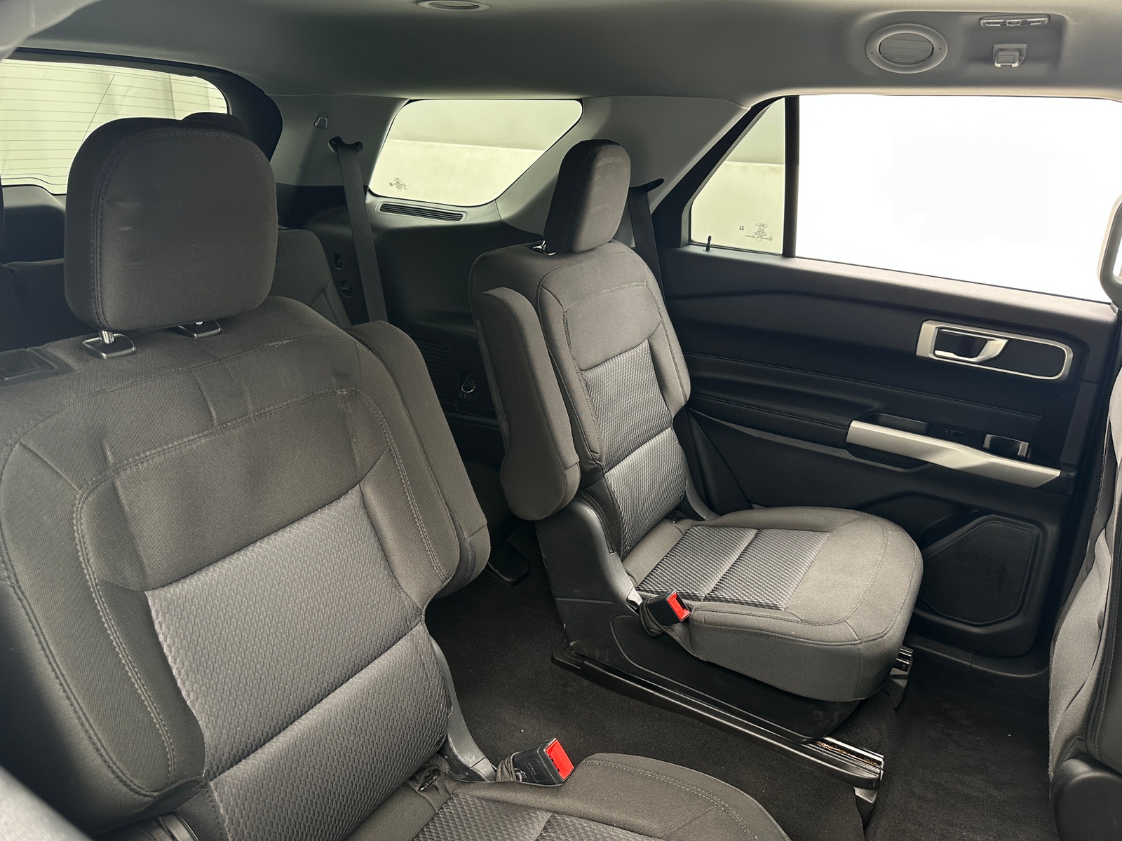 Thumbnail: 2022 Ford Explorer - 6