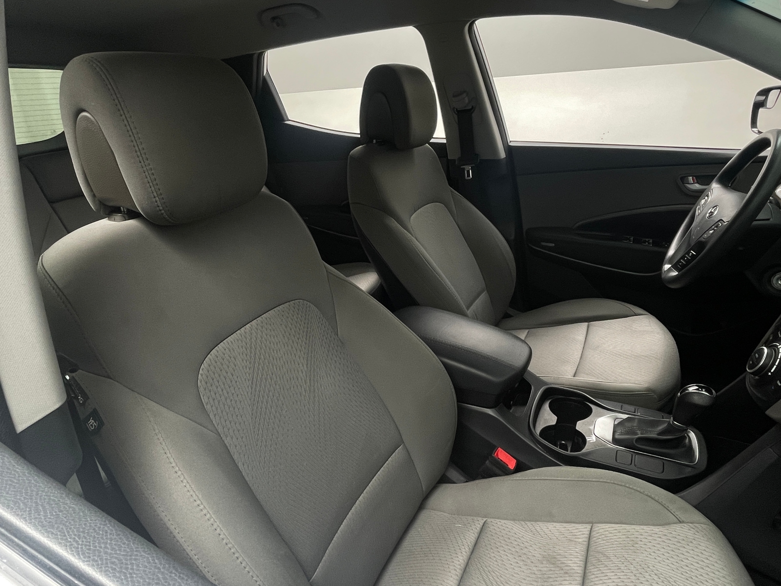 Thumbnail: 2017 Hyundai Santa Fe - 2