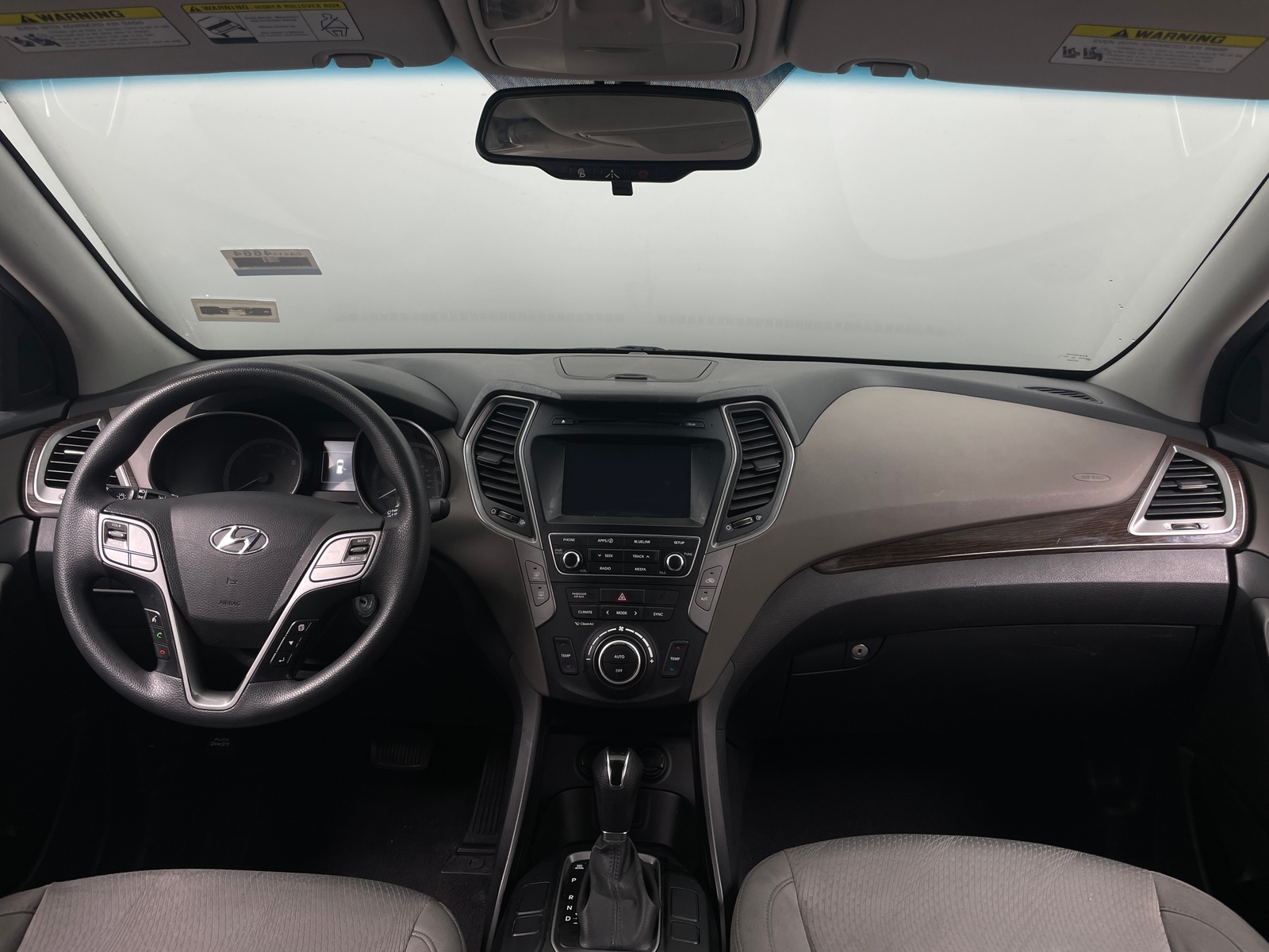 Thumbnail: 2017 Hyundai Santa Fe - 3