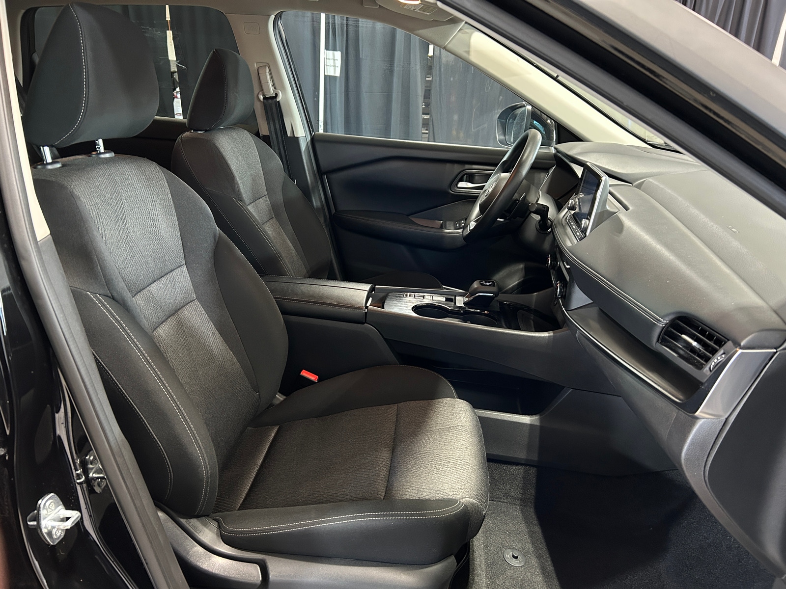 Thumbnail: 2024 Nissan Rogue - 2