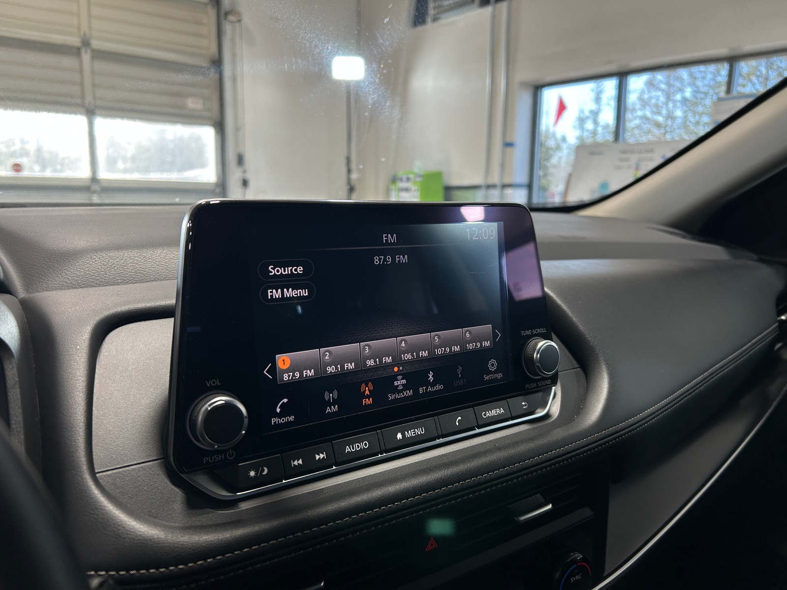 Thumbnail: 2024 Nissan Rogue - 4