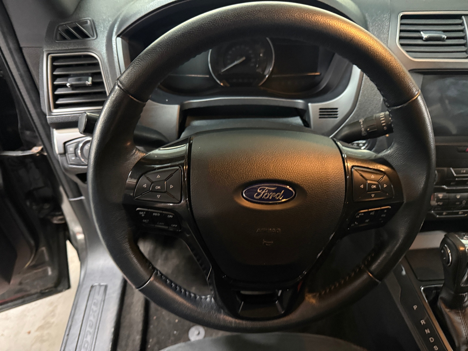 Thumbnail: 2018 Ford Explorer - 4