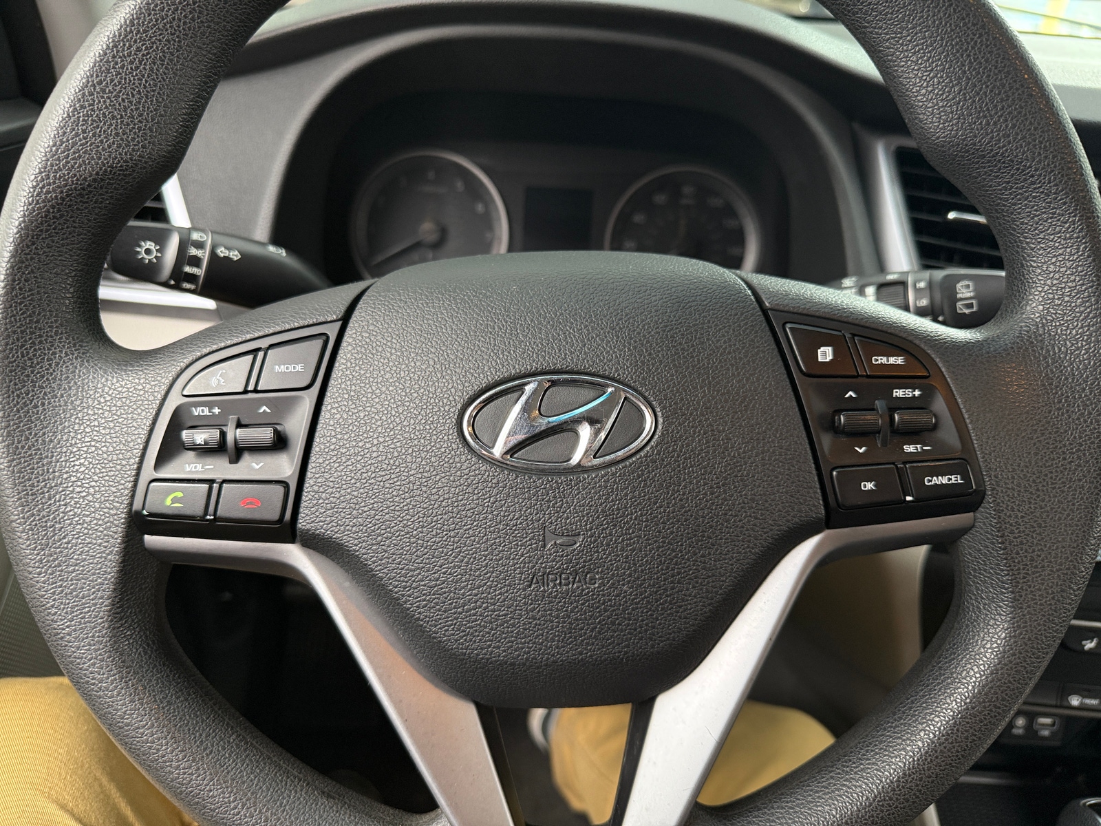 Thumbnail: 2016 Hyundai Tucson - 5