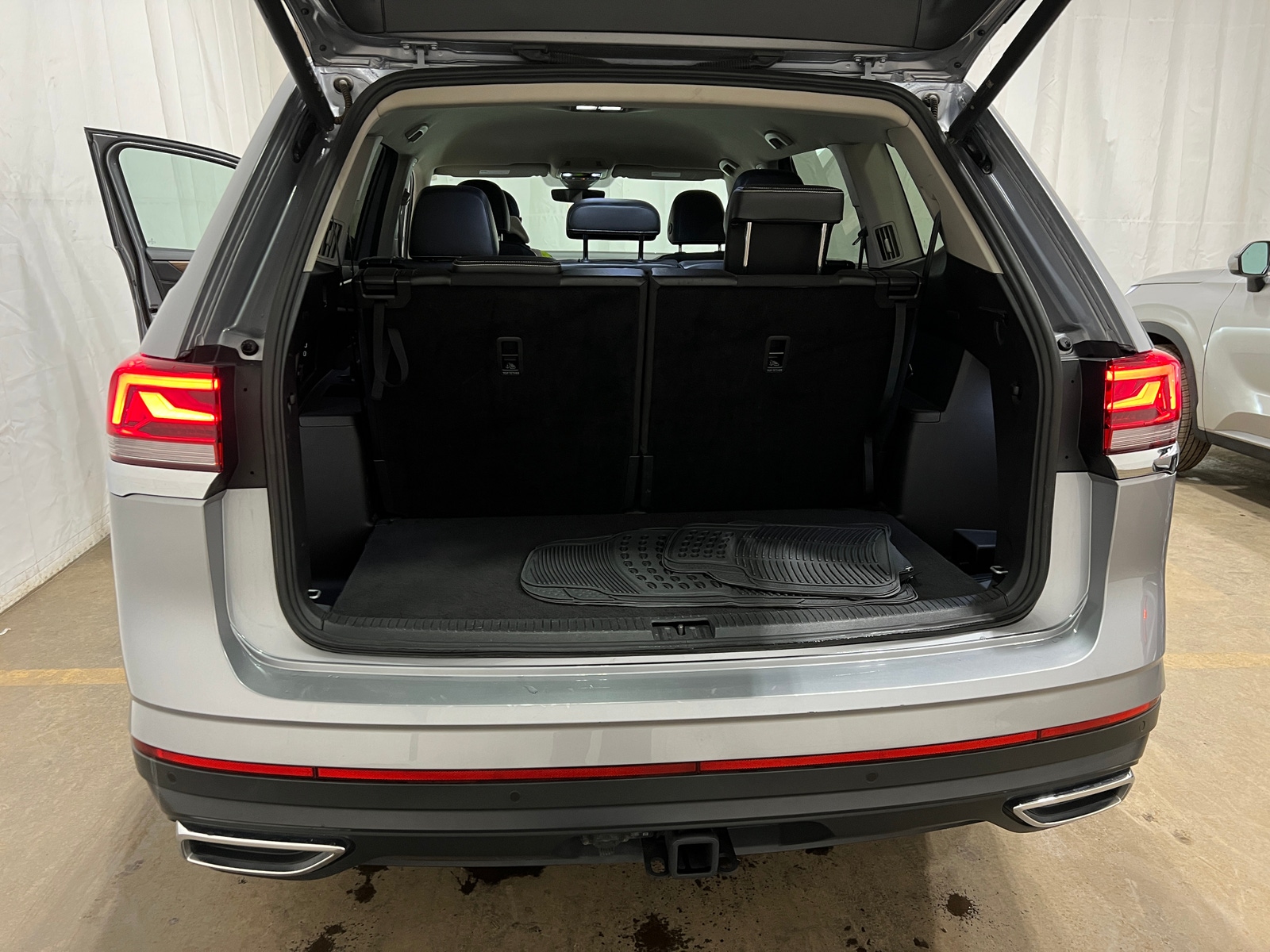 Thumbnail: 2024 Volkswagen Atlas - 6