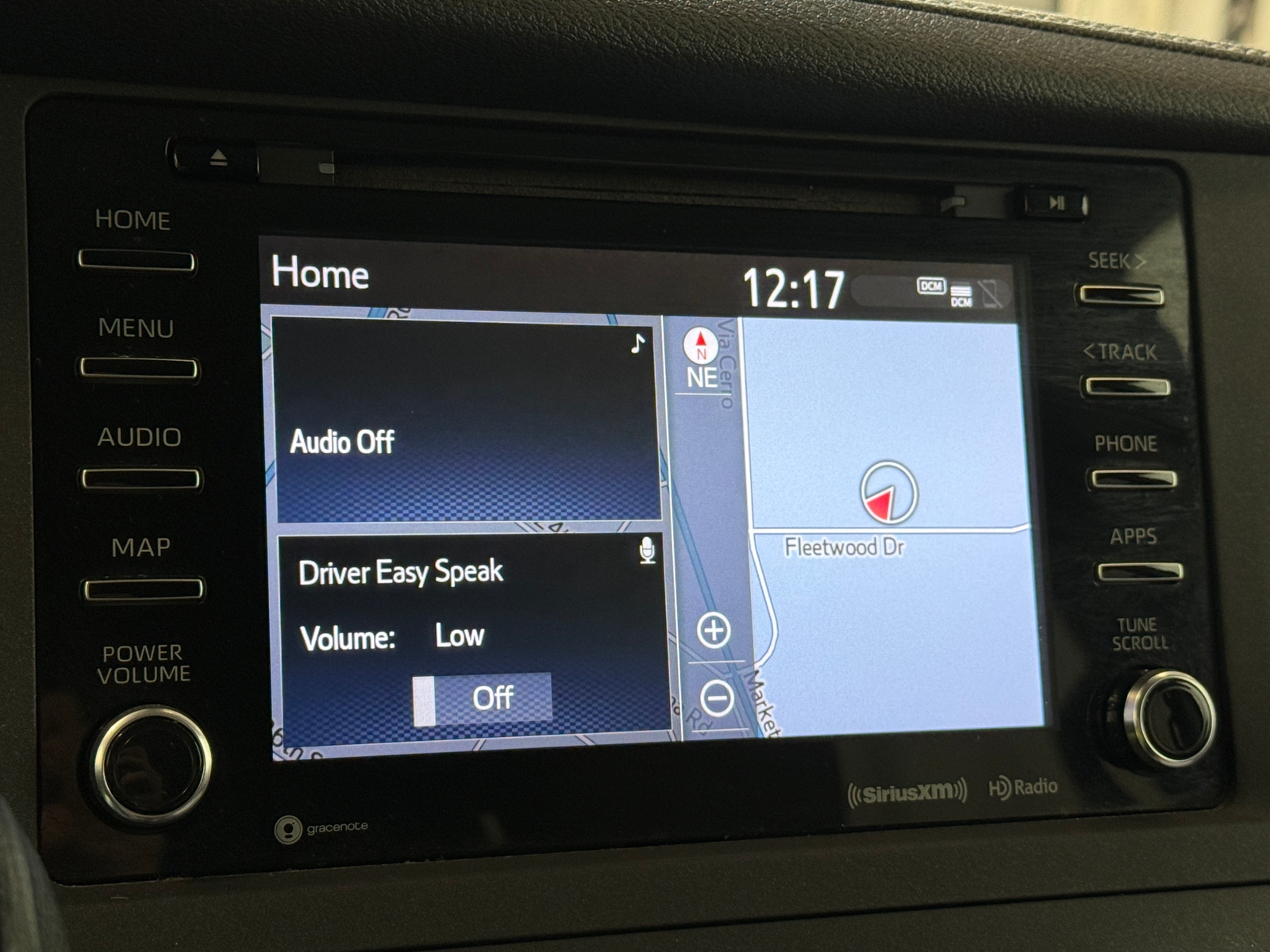 Thumbnail: 2019 Toyota Sienna - 3