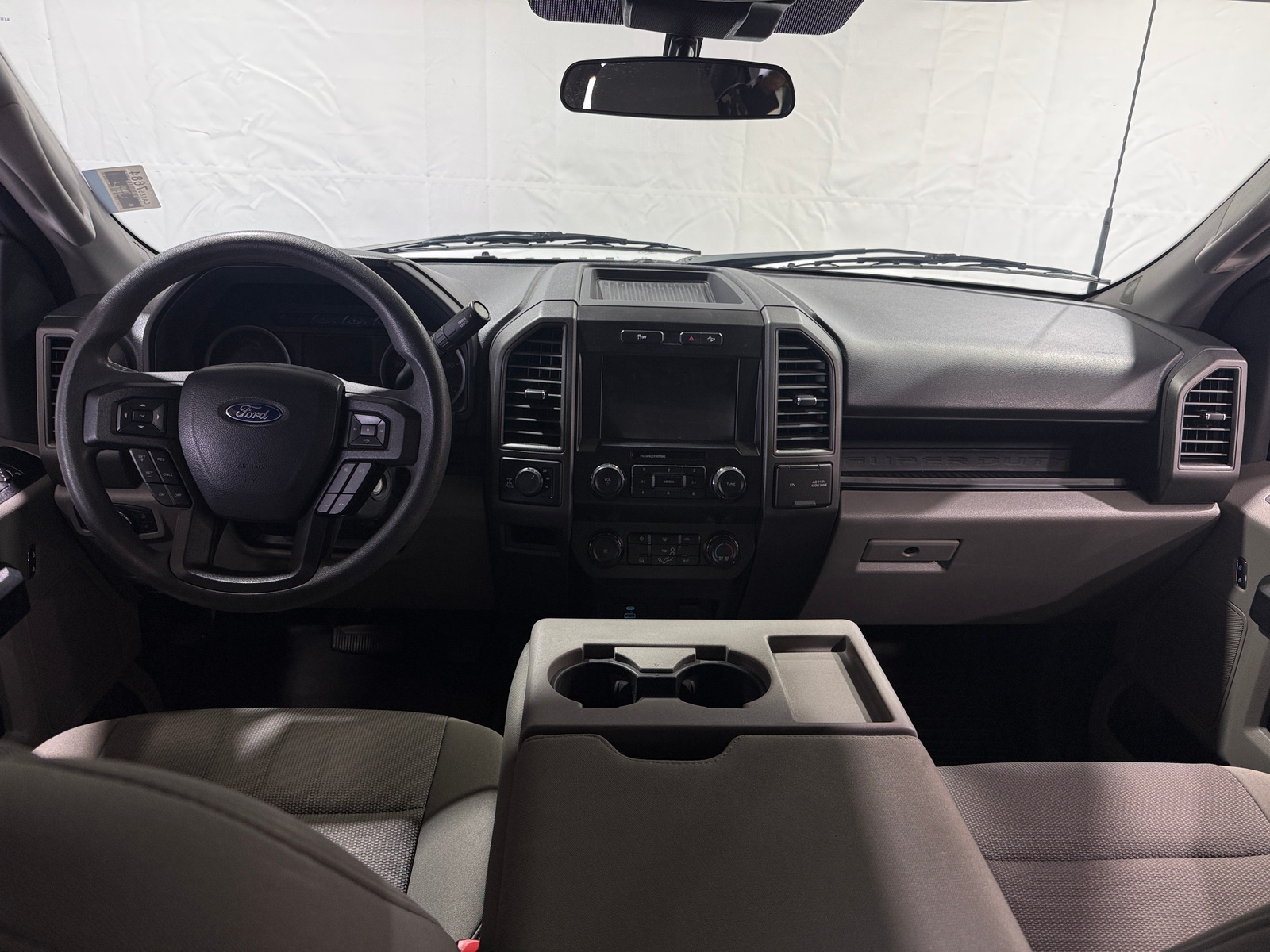 Thumbnail: 2022 Ford Econoline - 3