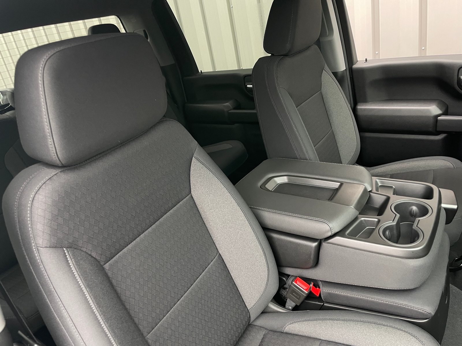 Thumbnail: 2024 GMC Sierra 2500 - 2