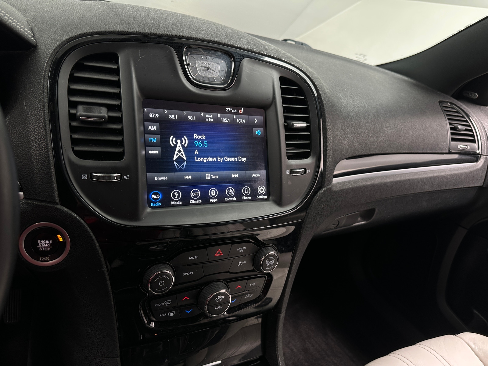 Thumbnail: 2018 Chrysler 300 - 3