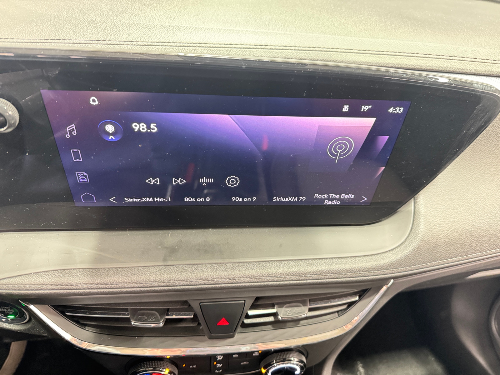 Thumbnail: 2025 Buick Encore GX - 4