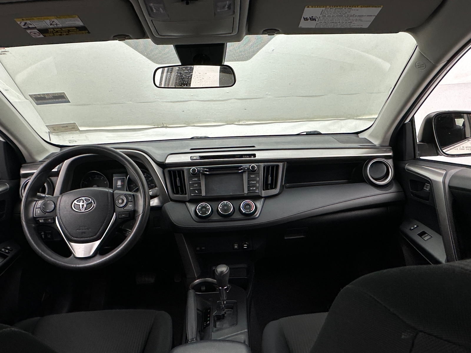 Thumbnail: 2017 Toyota RAV4 - 3