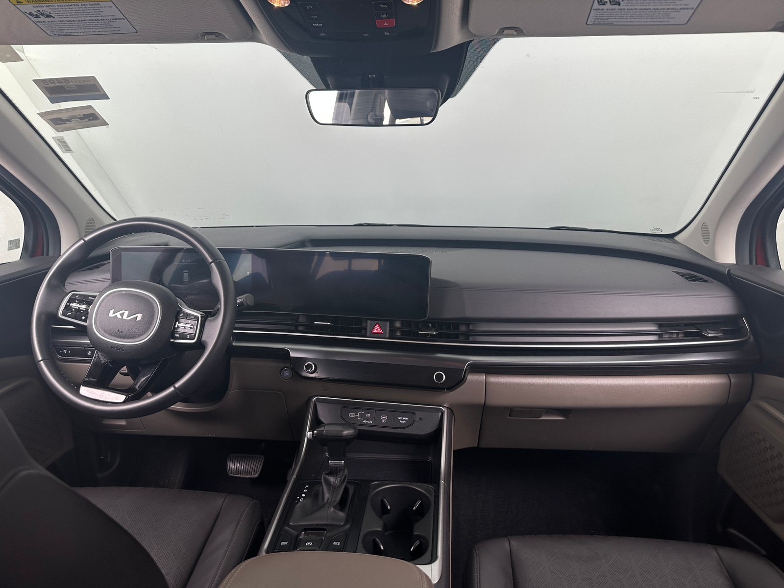 Thumbnail: 2025 Kia Carnival - 2