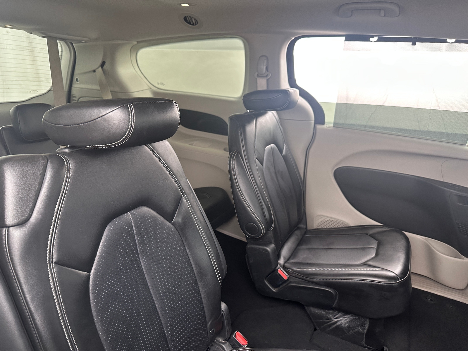 Thumbnail: 2024 Chrysler Pacifica - 5