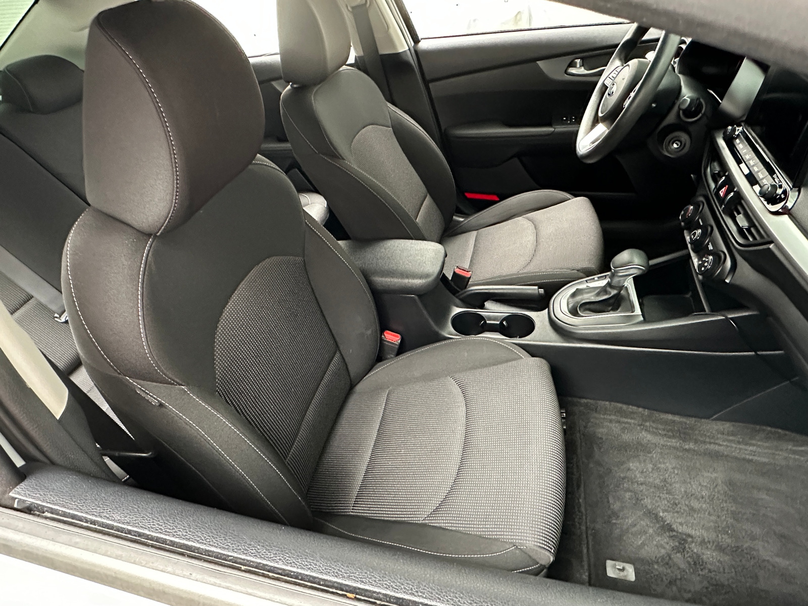 Thumbnail: 2020 Kia Forte - 2