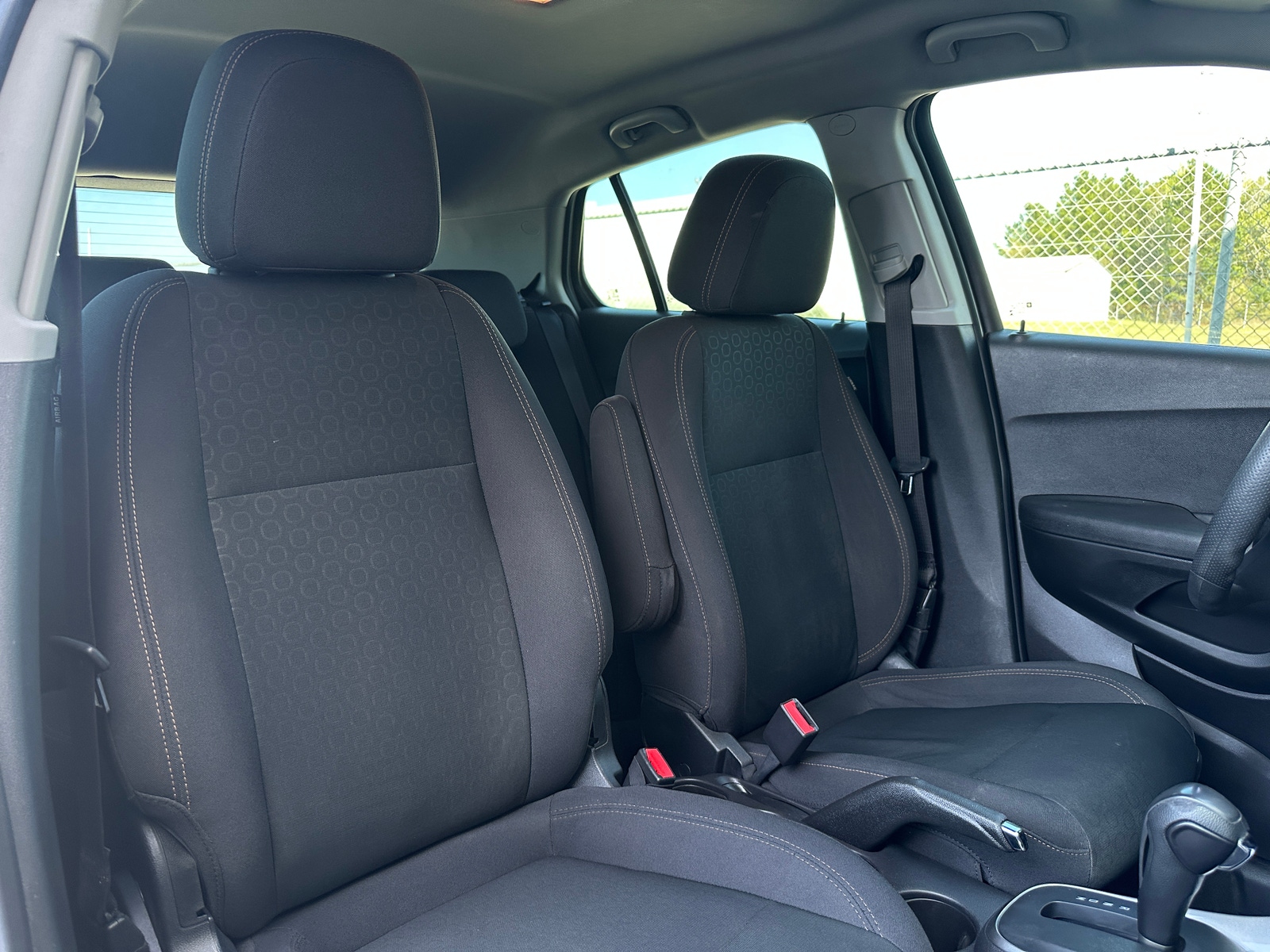 Thumbnail: 2018 Chevrolet Trax - 2