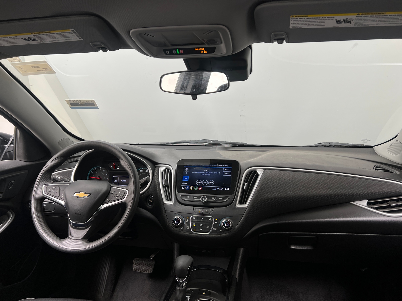 Thumbnail: 2024 Chevrolet Malibu - 3