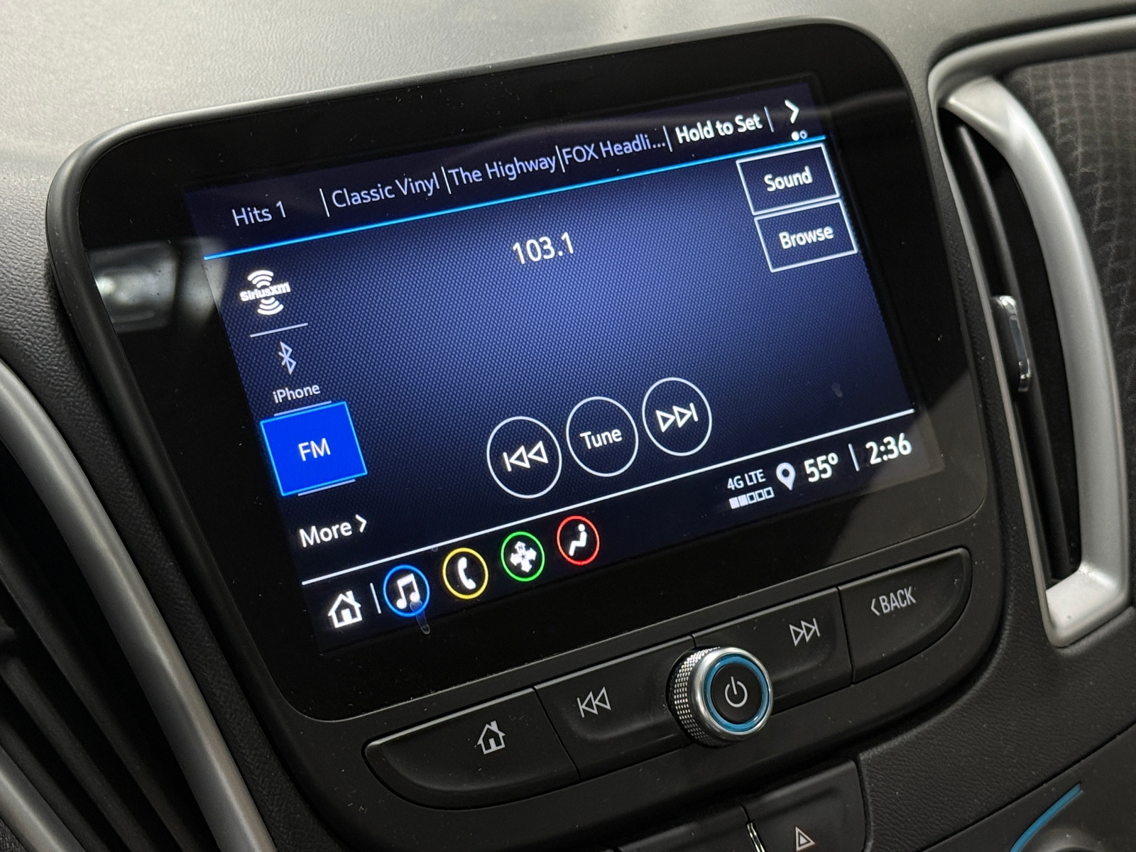 Thumbnail: 2024 Chevrolet Malibu - 4