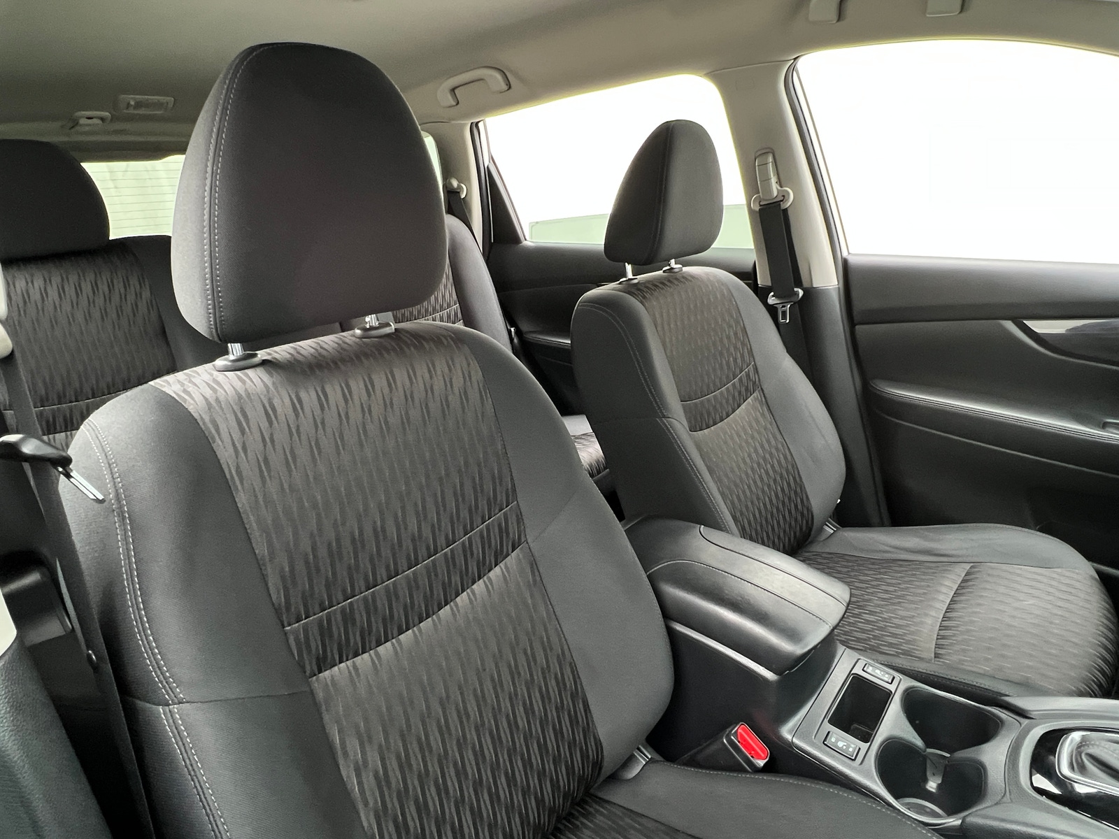 Thumbnail: 2020 Nissan Rogue - 2