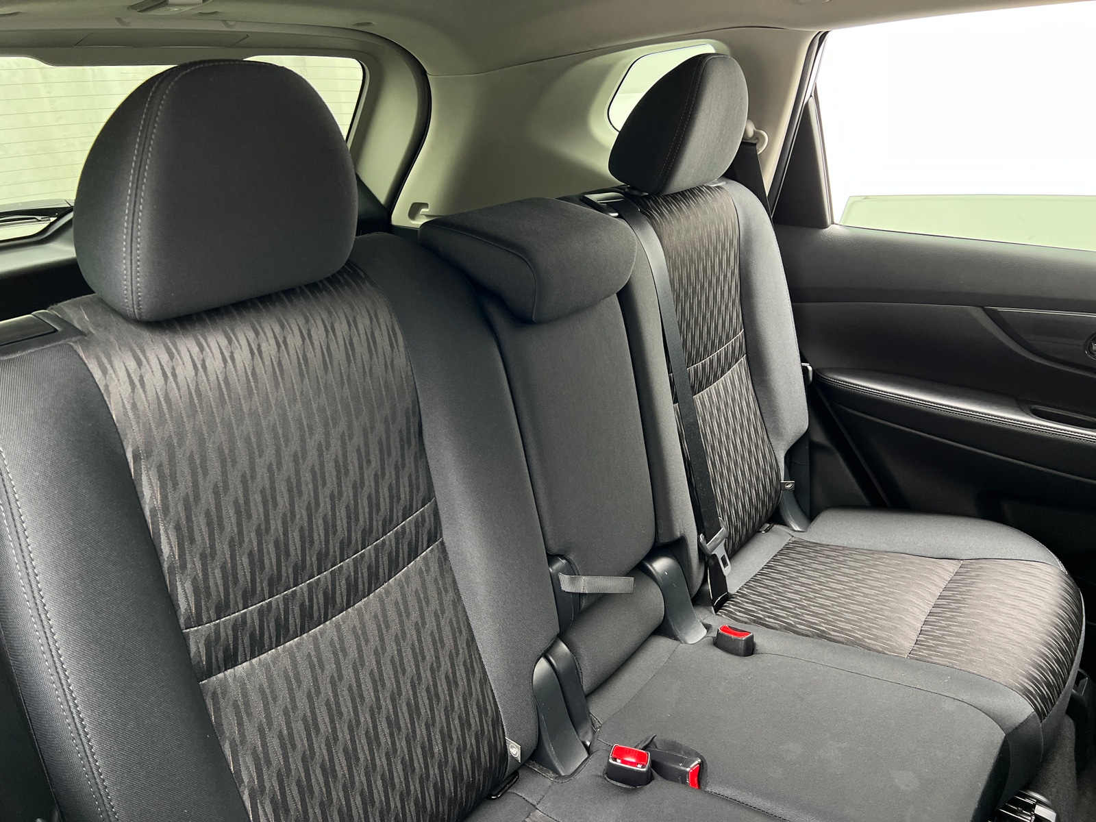 Thumbnail: 2020 Nissan Rogue - 6