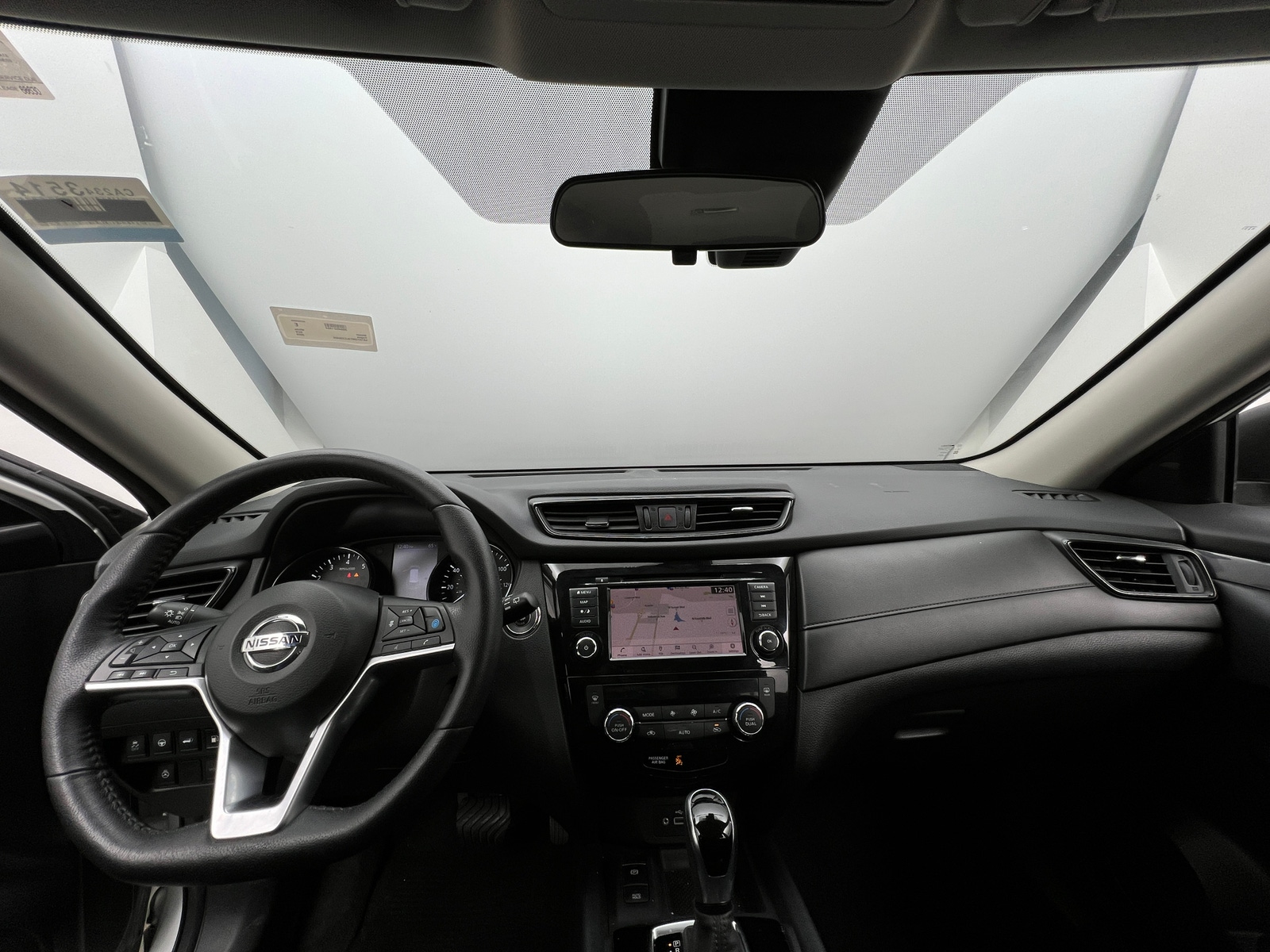 Thumbnail: 2020 Nissan Rogue - 3