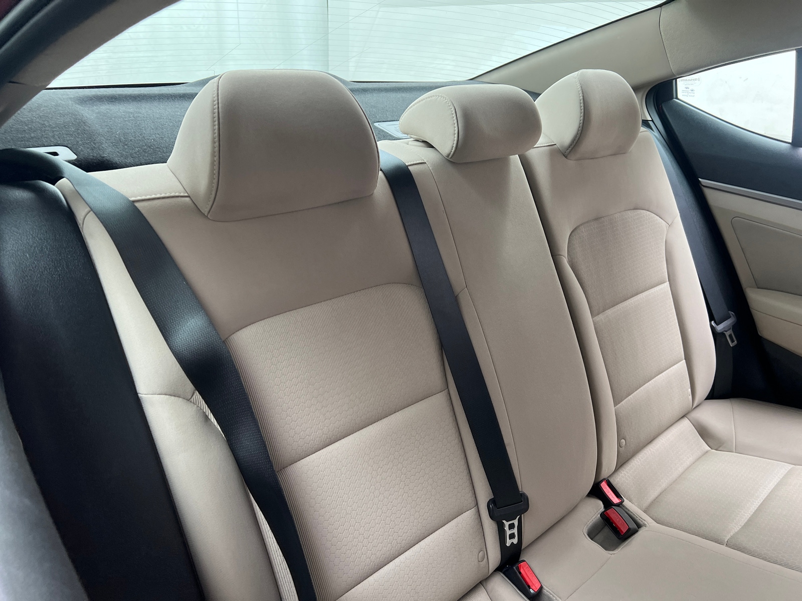 Thumbnail: 2017 Hyundai Elantra - 6