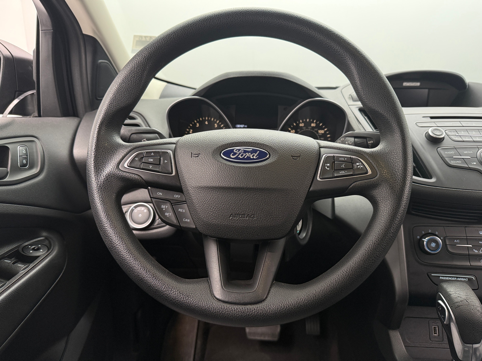 Thumbnail: 2017 Ford Escape - 5