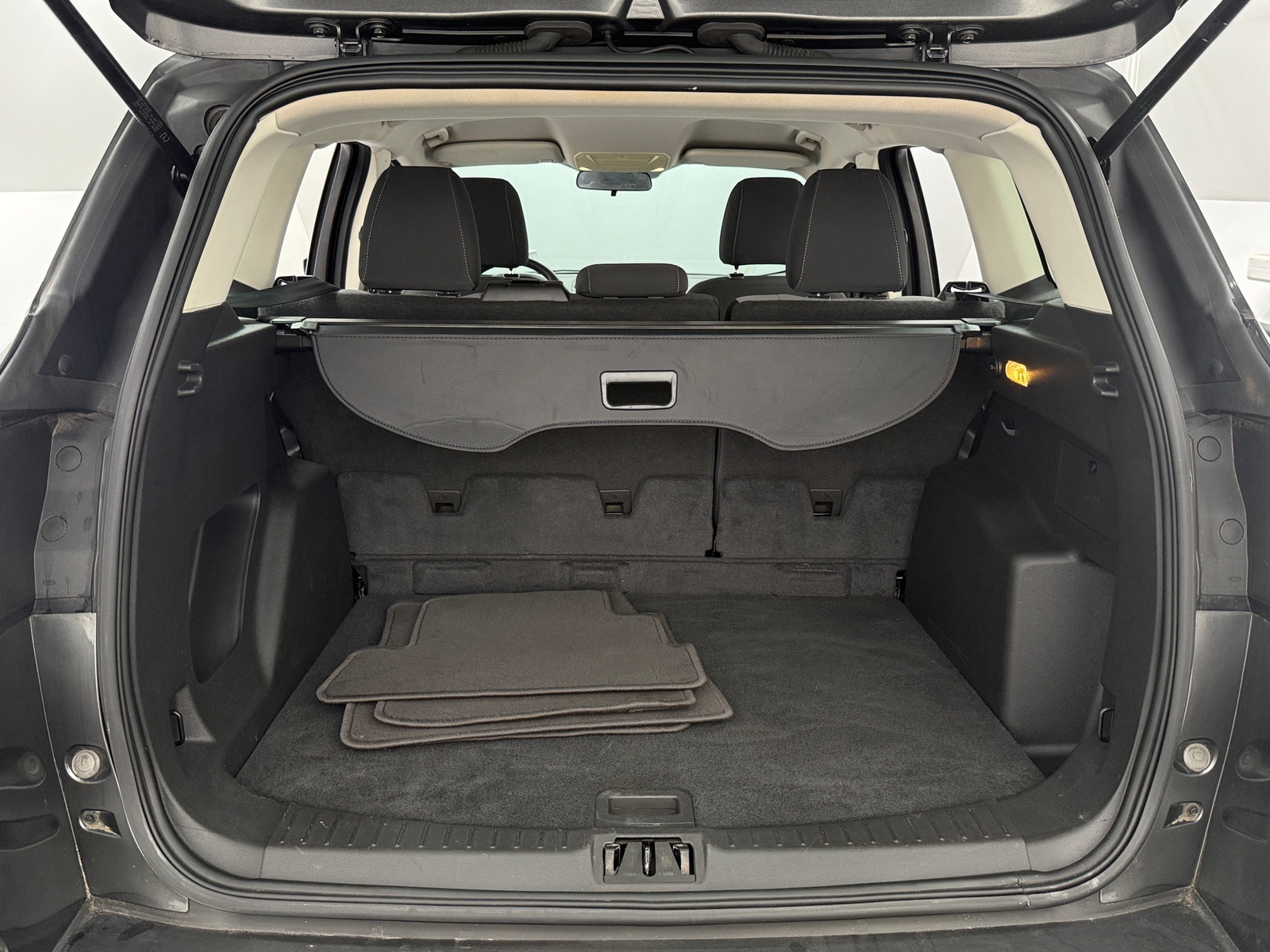 Thumbnail: 2017 Ford Escape - 7