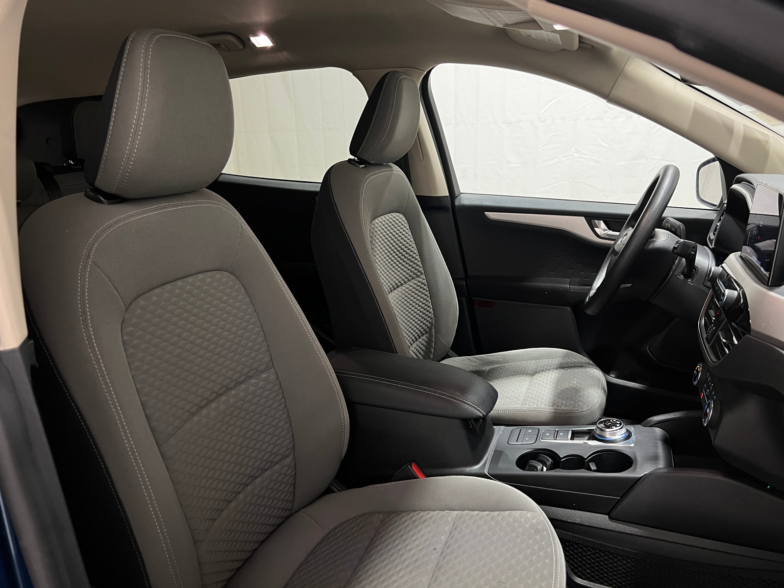 Thumbnail: 2020 Ford Escape - 2