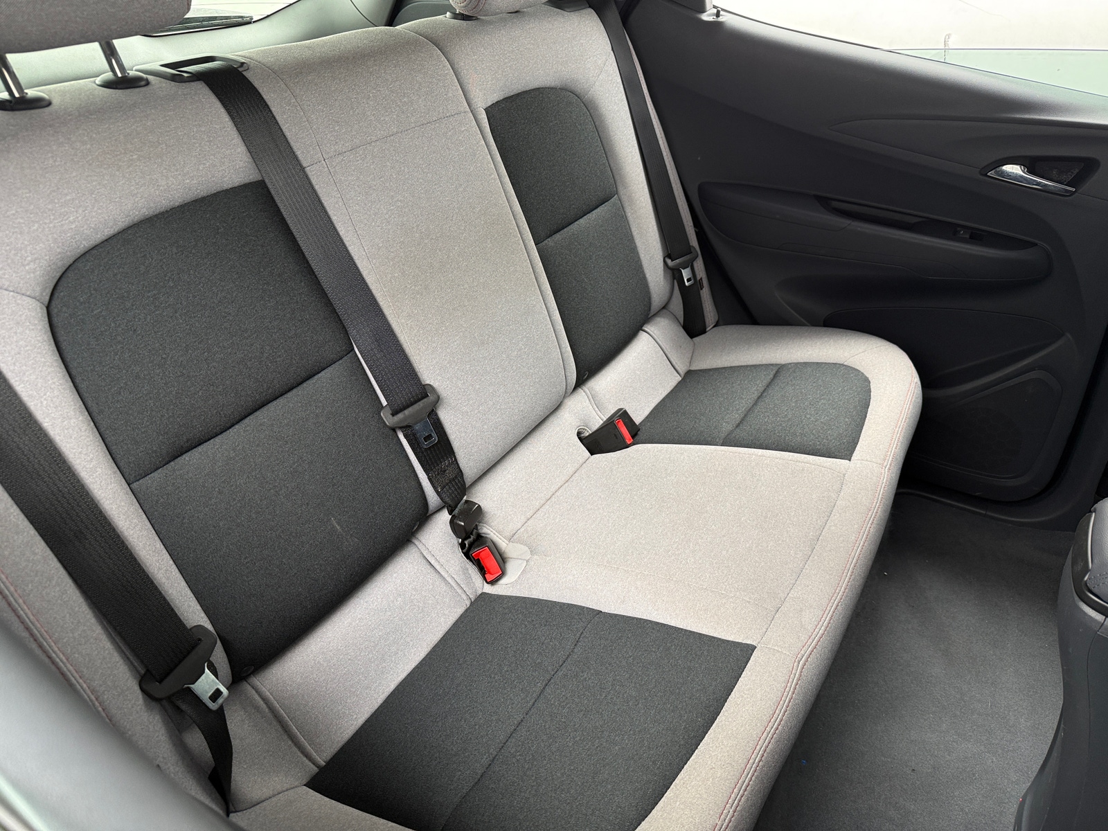 Thumbnail: 2018 Chevrolet Bolt EV - 6