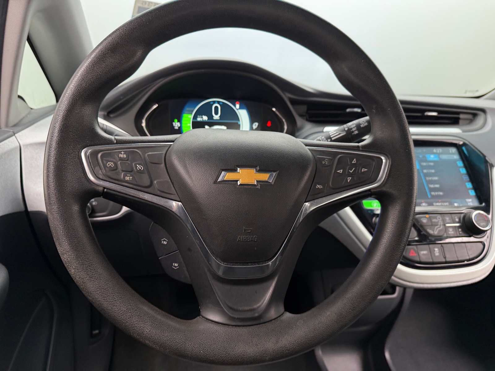 Thumbnail: 2018 Chevrolet Bolt EV - 5