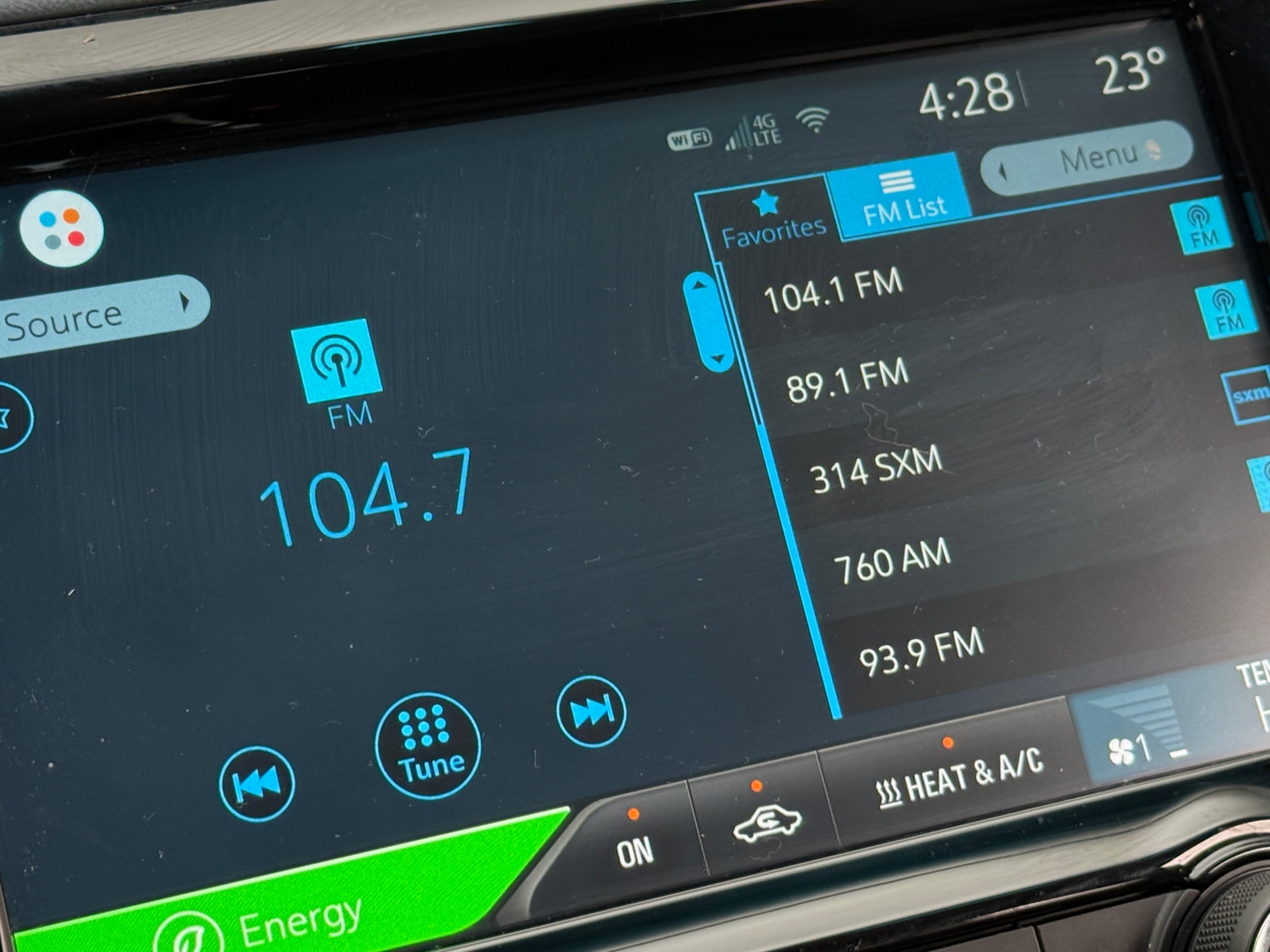 Thumbnail: 2018 Chevrolet Bolt EV - 4