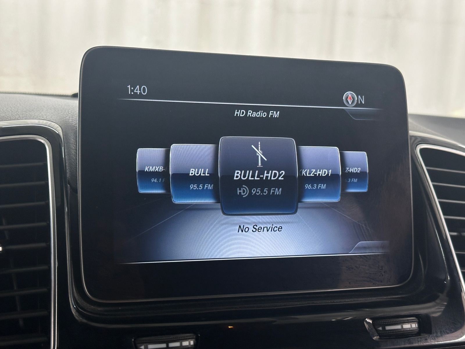 Thumbnail: 2018 Mercedes-Benz GLE - 3