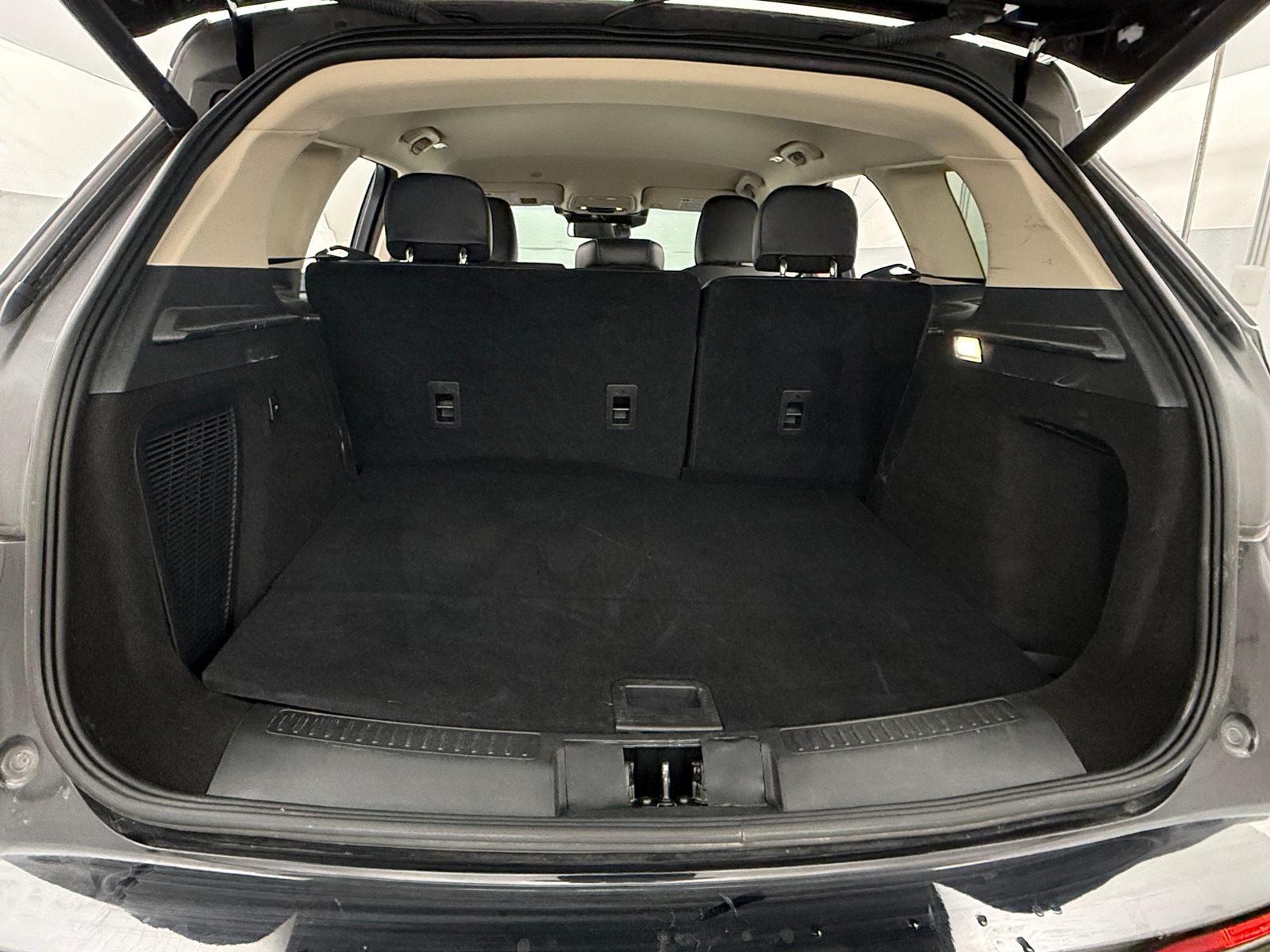 Thumbnail: 2023 Lincoln Corsair - 6