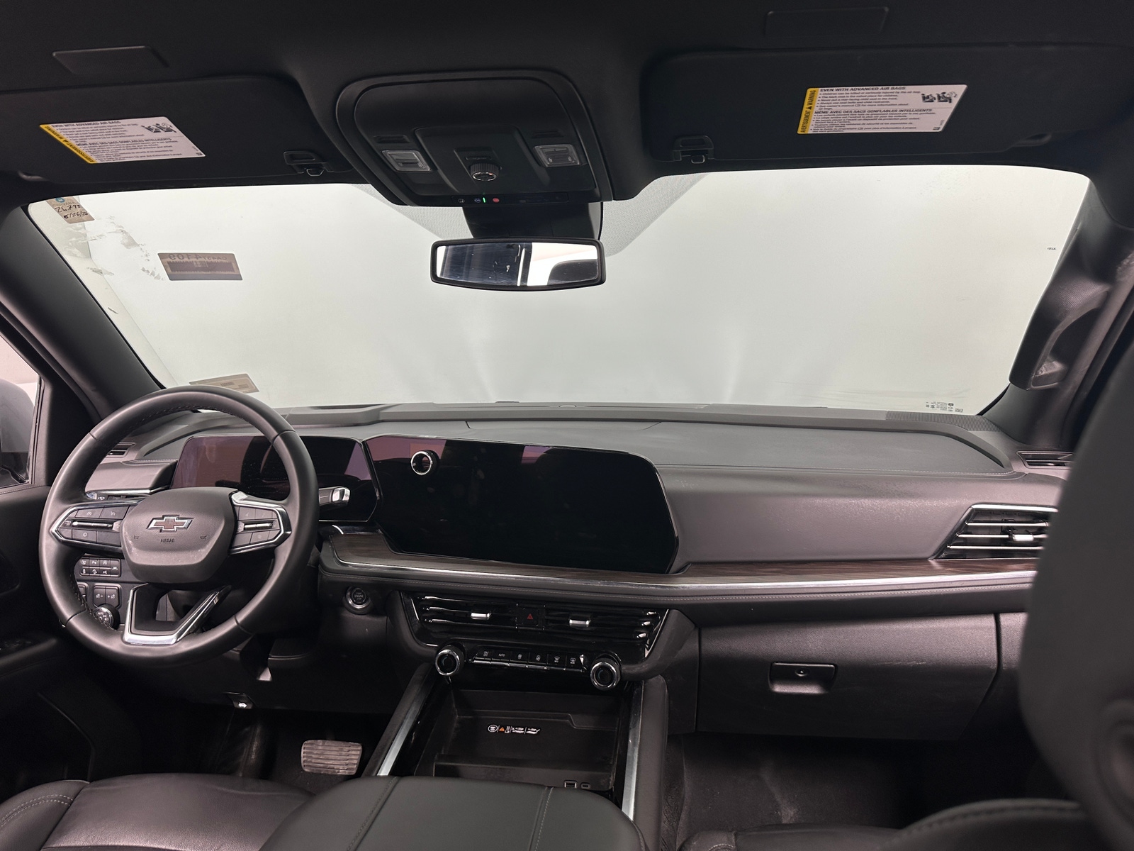 Thumbnail: 2025 Chevrolet Suburban - 2