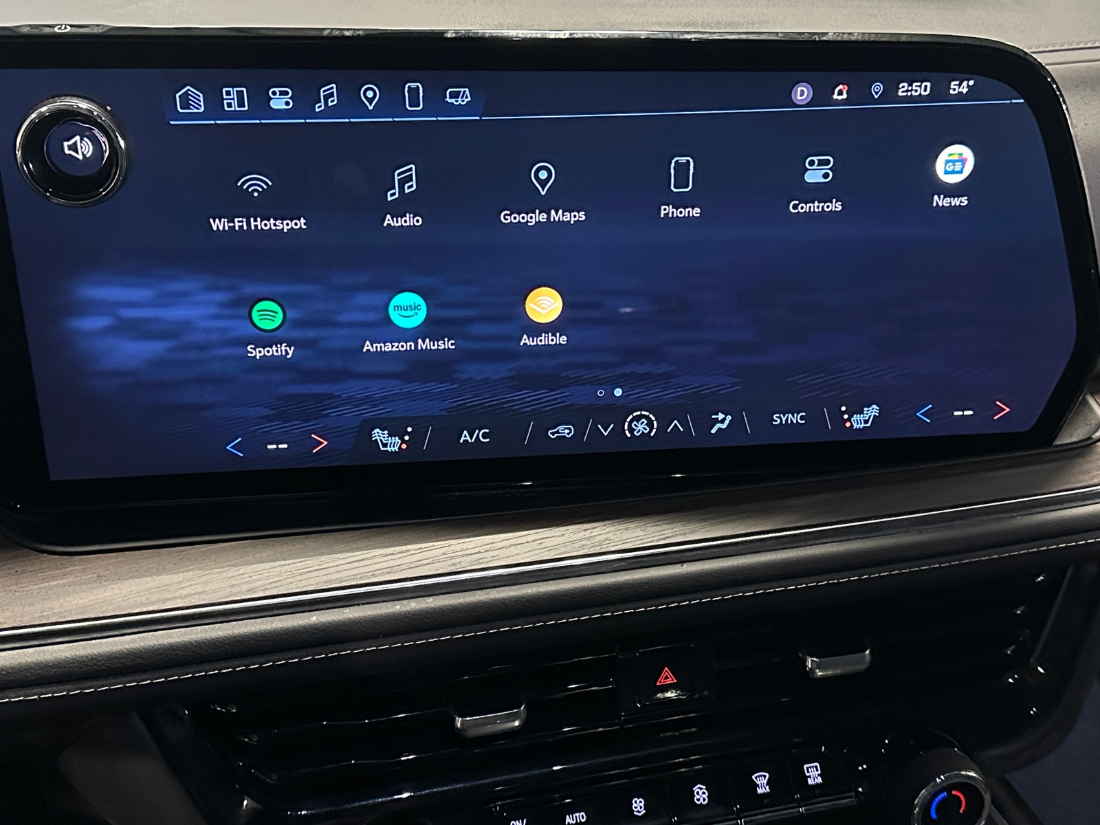 Thumbnail: 2025 Chevrolet Suburban - 3