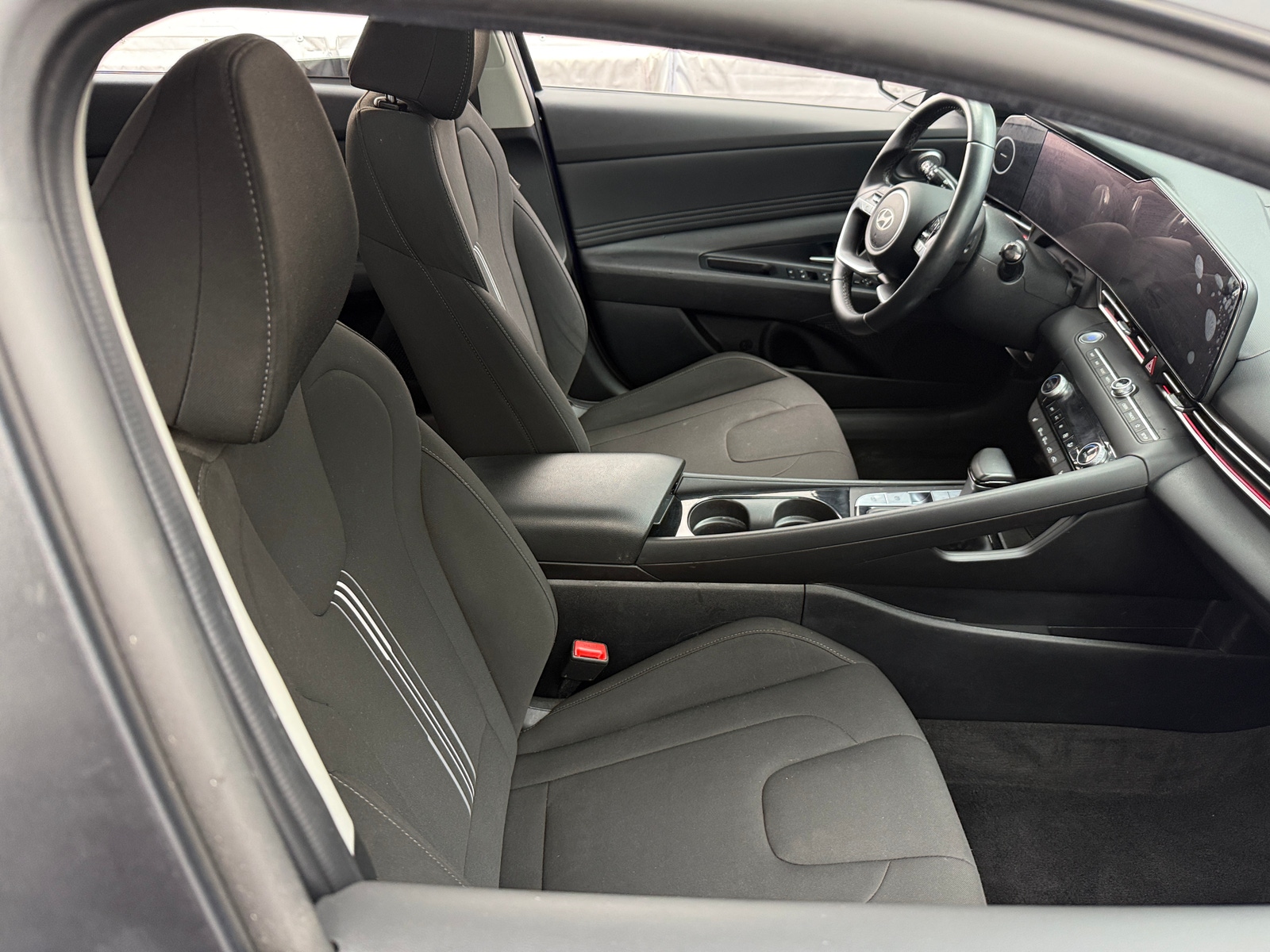 Thumbnail: 2024 Hyundai Elantra - 2