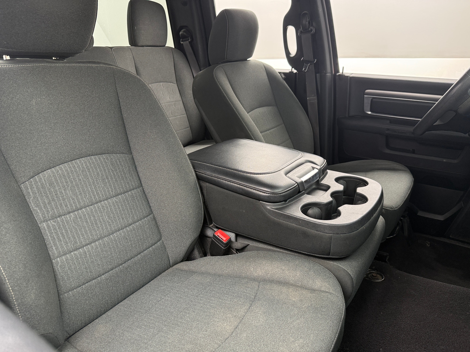 Thumbnail: 2021 RAM 1500 Classic - 2