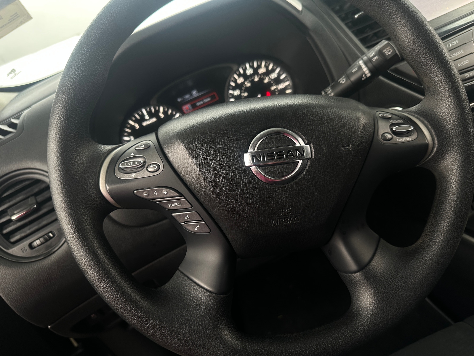 Thumbnail: 2018 Nissan Pathfinder - 5