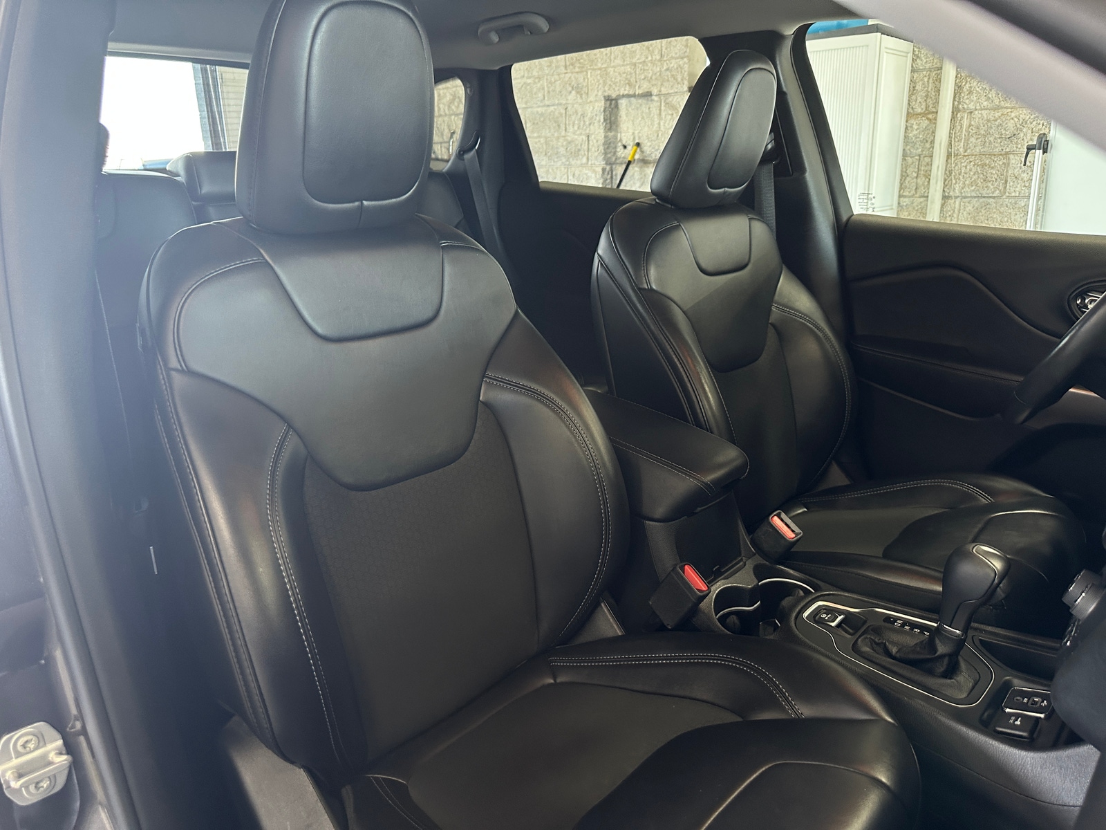 Thumbnail: 2019 Jeep Cherokee - 2