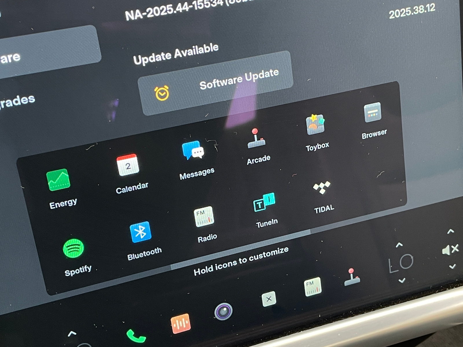 Thumbnail: 2016 Tesla Model S - 3