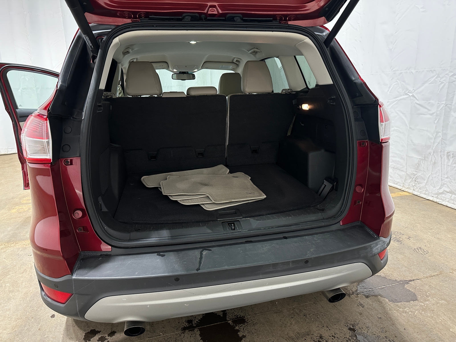 Thumbnail: 2016 Ford Escape - 6