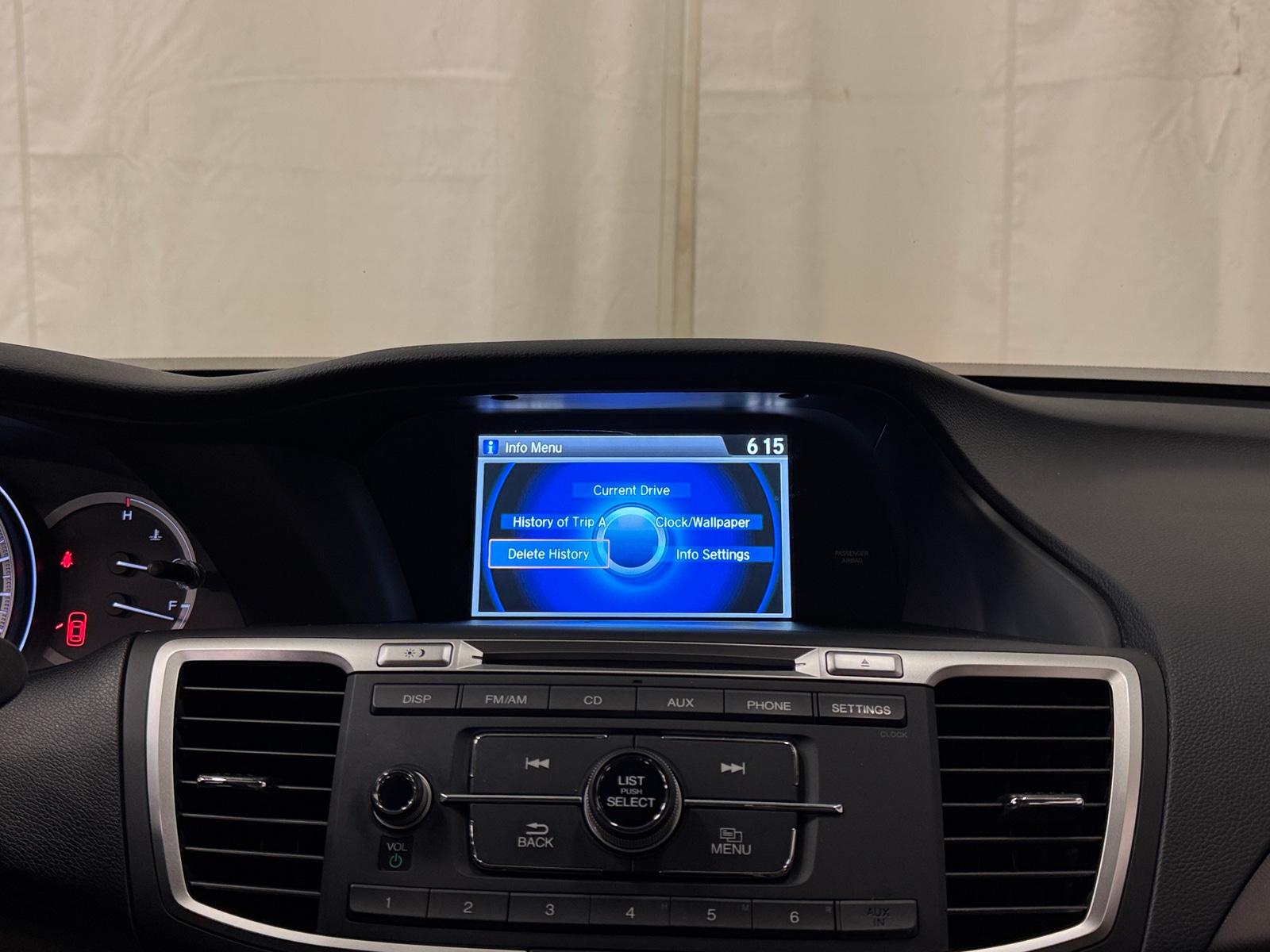 Thumbnail: 2015 Honda Accord - 4