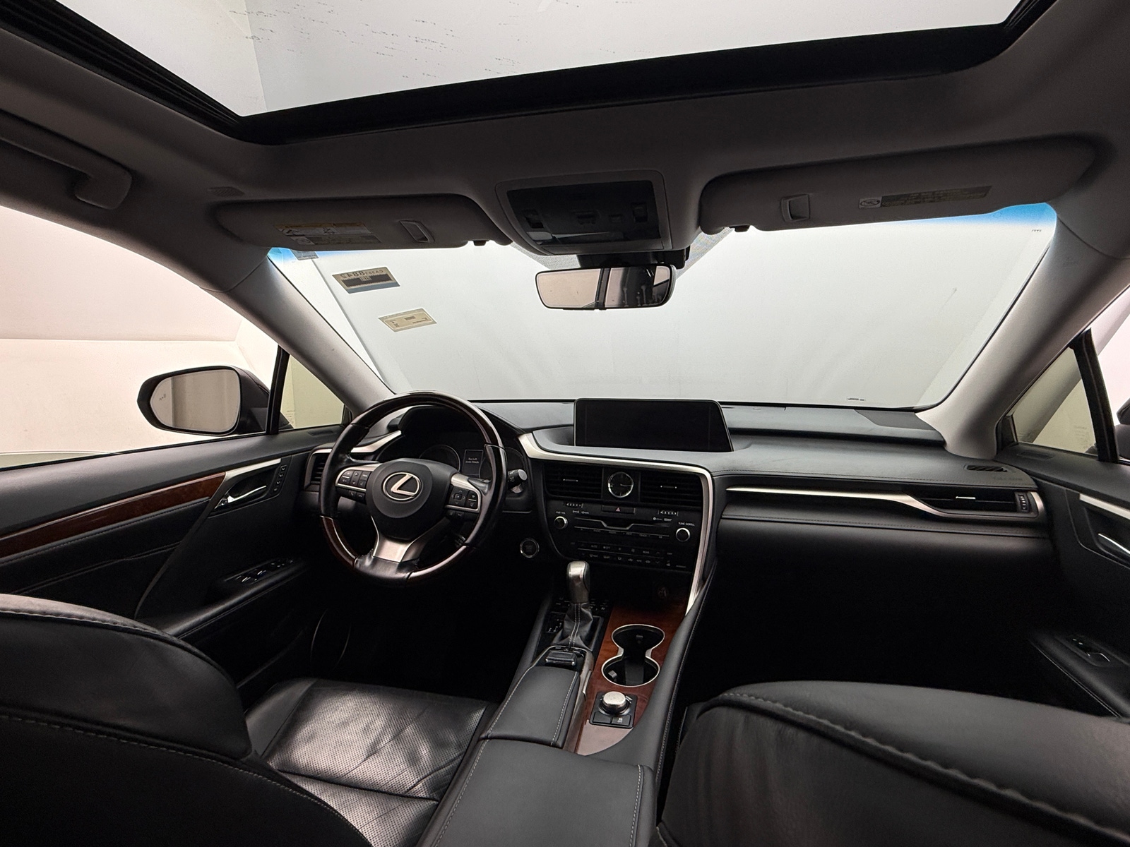 Thumbnail: 2018 Lexus RX - 2