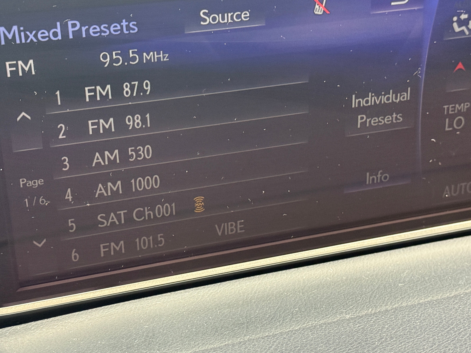 Thumbnail: 2018 Lexus RX - 3