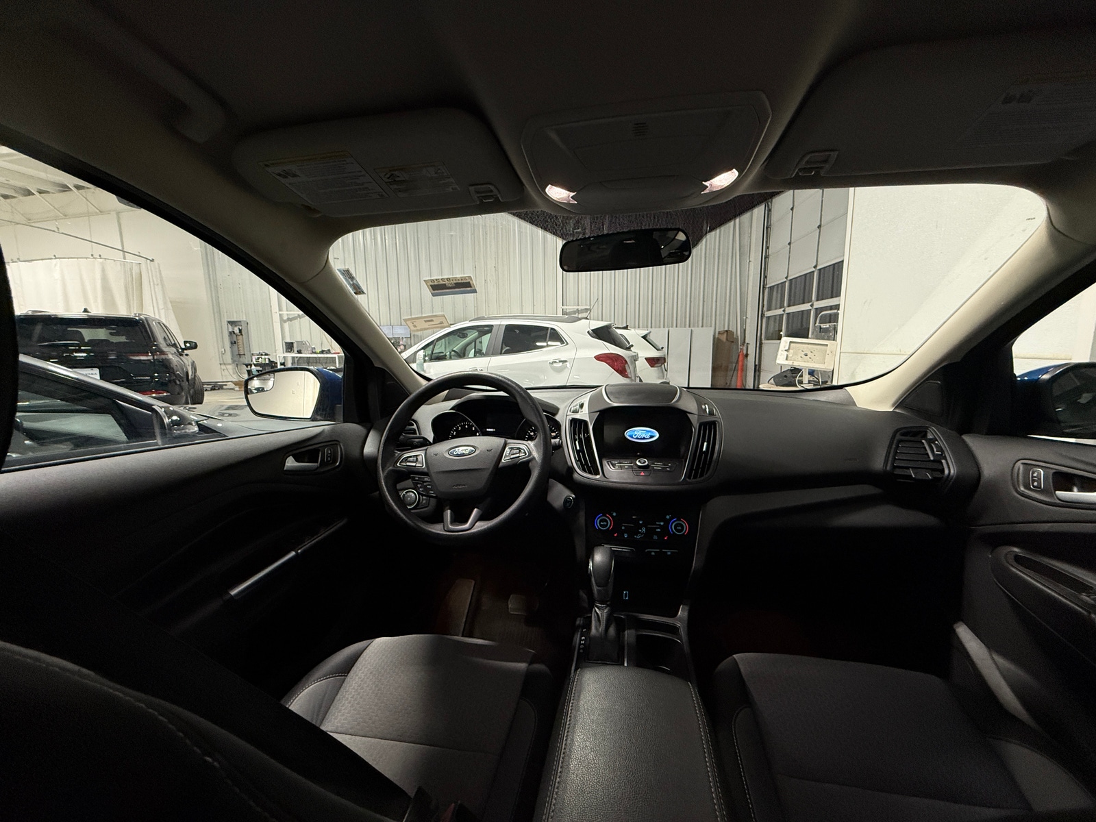 Thumbnail: 2019 Ford Escape - 3