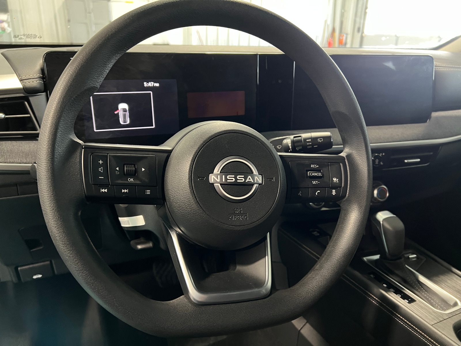 Thumbnail: 2025 Nissan Kicks - 5