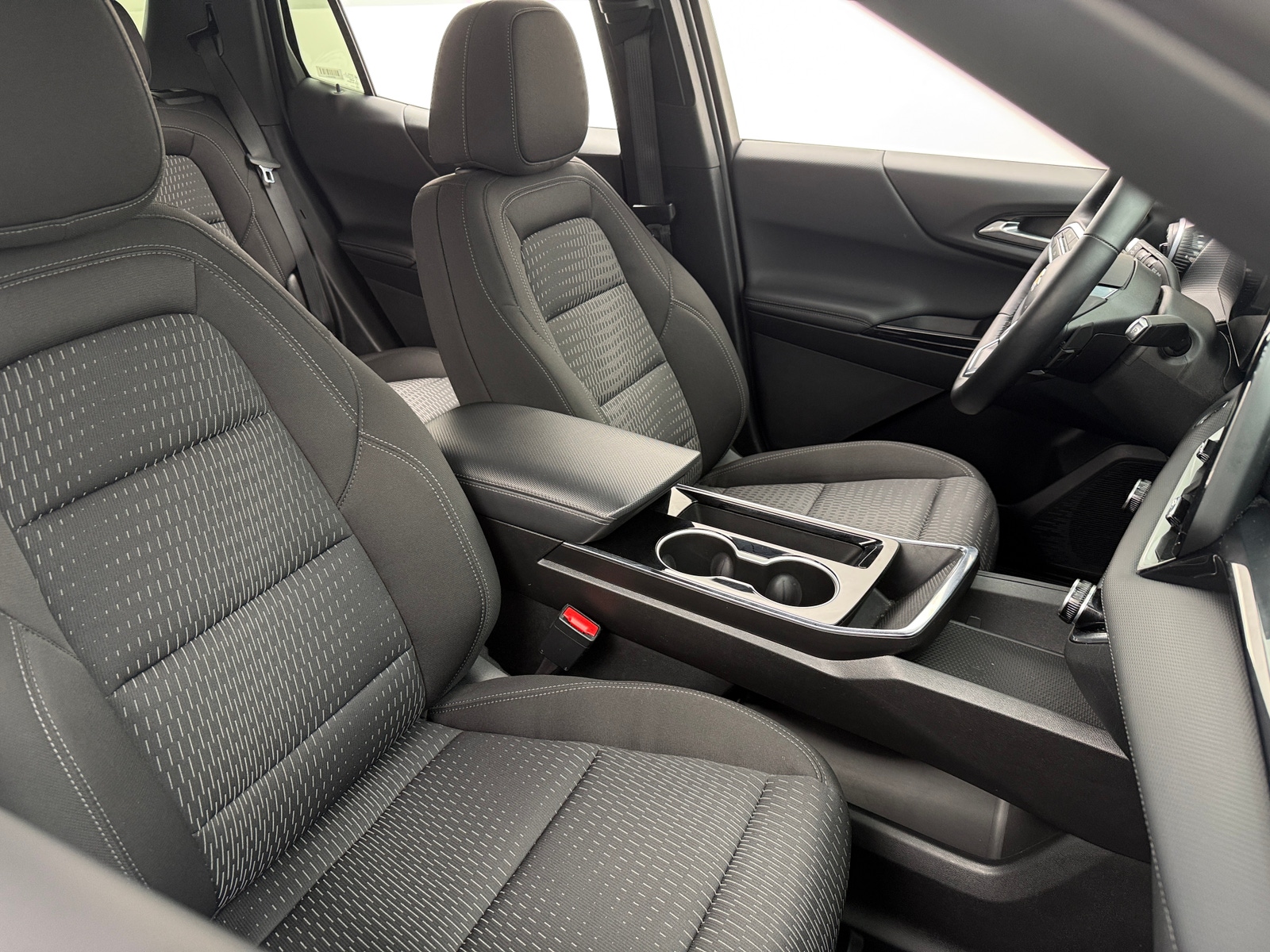 Thumbnail: 2025 Chevrolet Equinox - 2