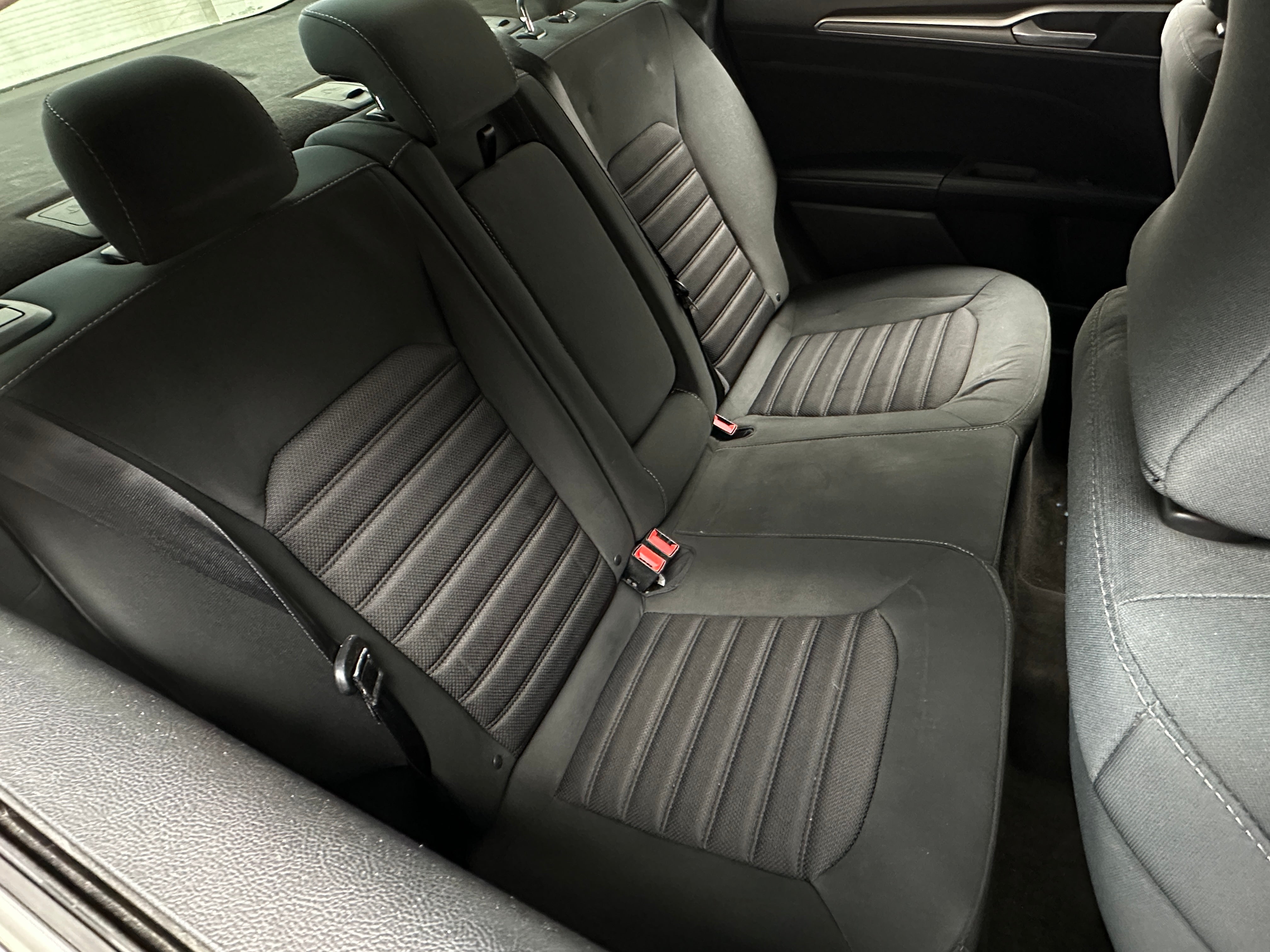 2018 Ford Fusion SE - Photo 4