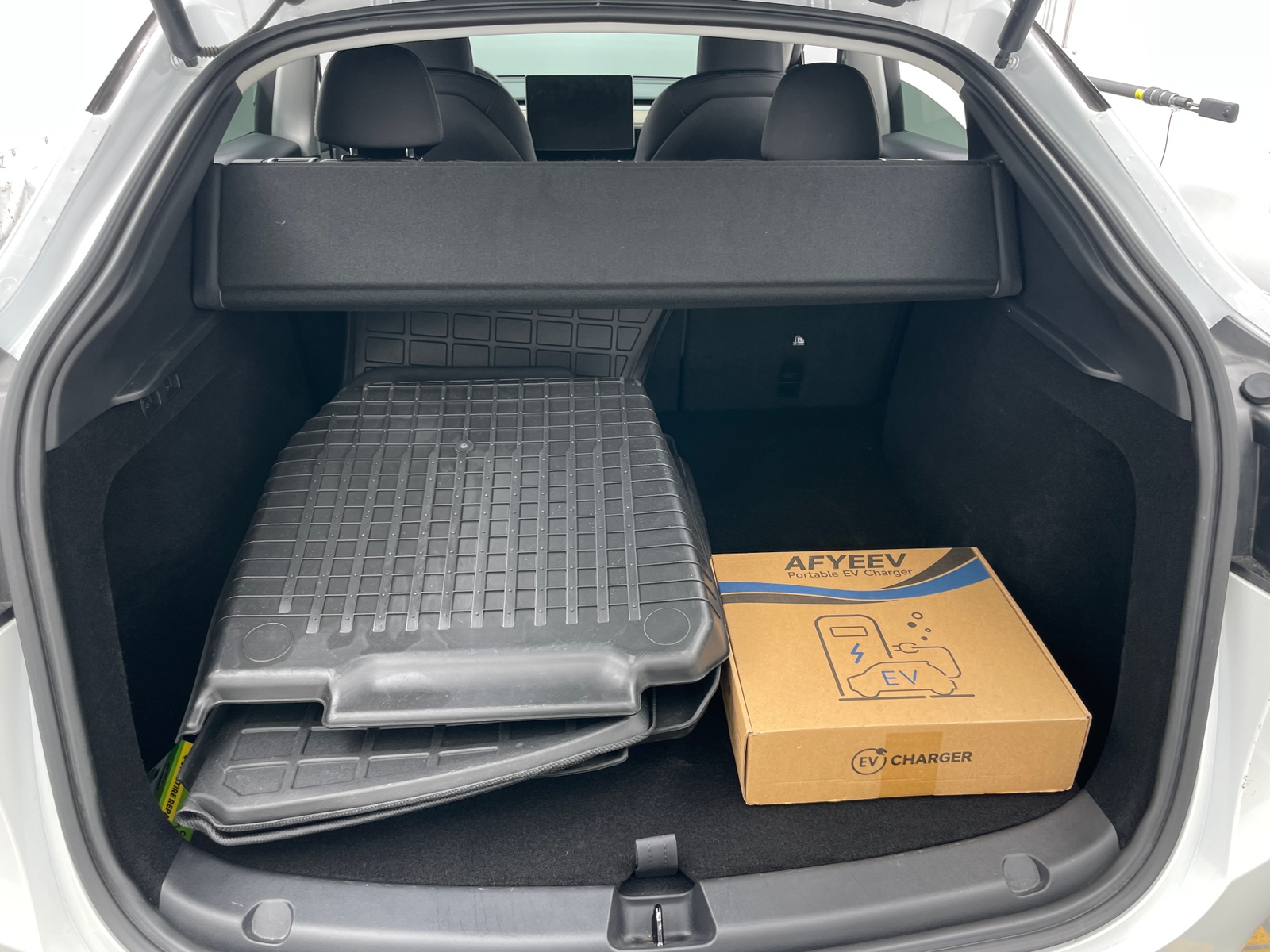 Thumbnail: 2024 Tesla Model Y - 6