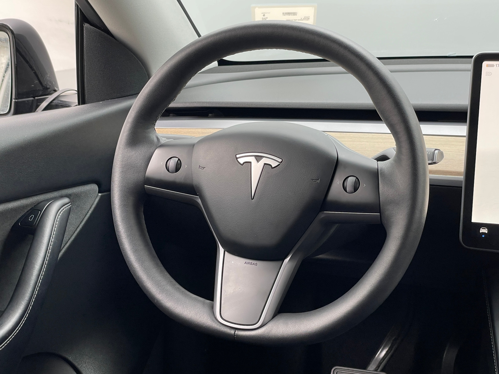 Thumbnail: 2022 Tesla Model Y - 4
