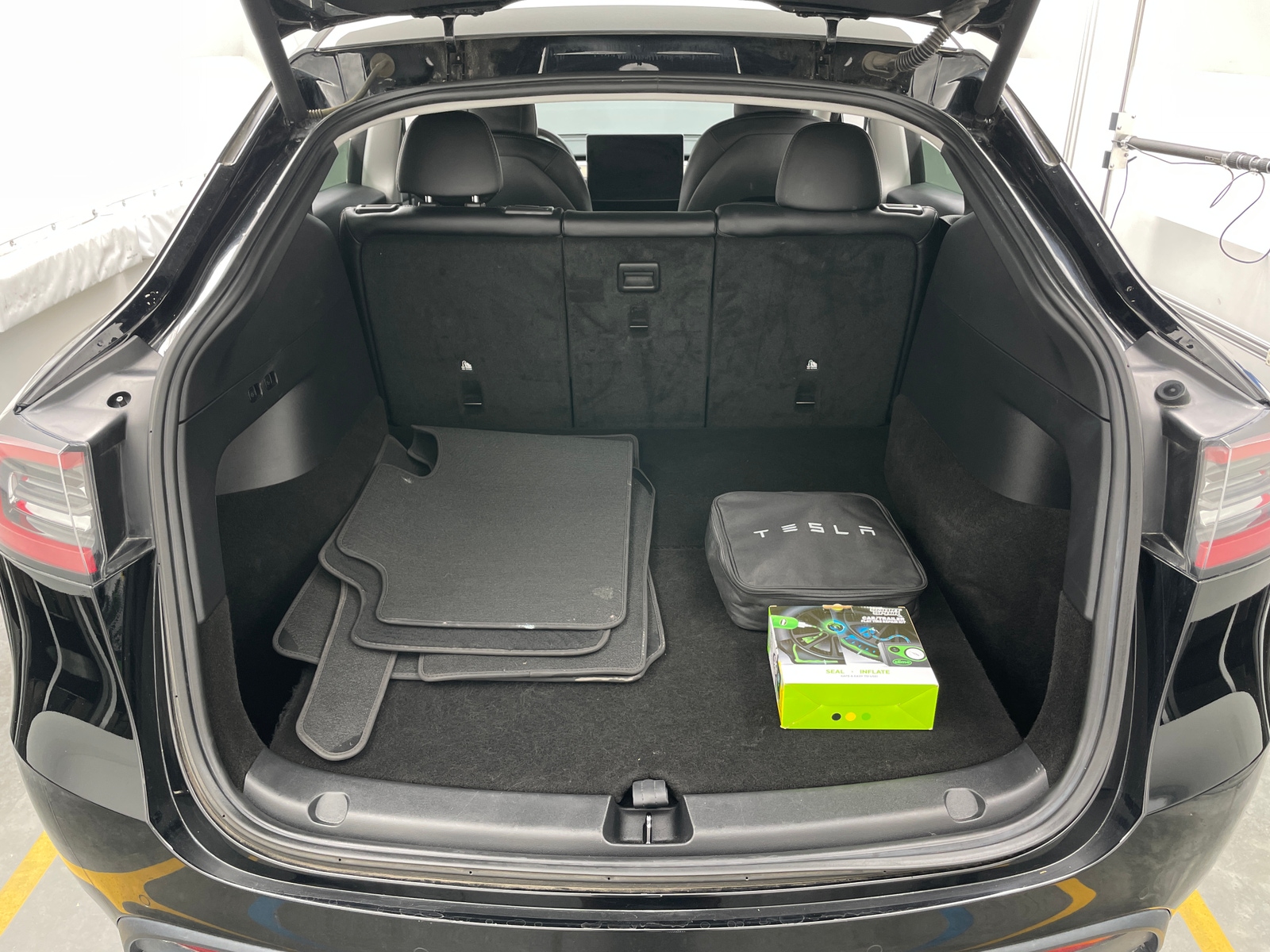 Thumbnail: 2022 Tesla Model Y - 6